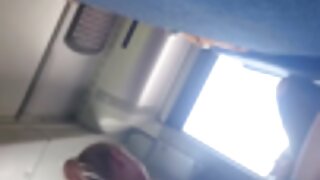 ලව්ලි ස්ලට් සෙල්ලම් බඩුවක් ලෙවකනවා